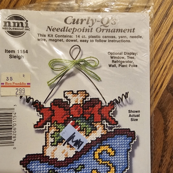 Vintage Wire Whimsy Counted Cross Stitch Christmas Ornament Kit Santa Sleigh - Picture 1 of 2